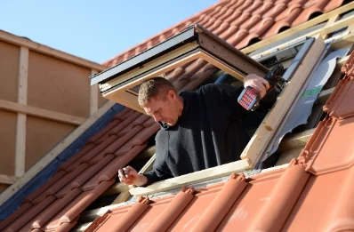 Pose de fenêtres de toit Velux à Sagy
